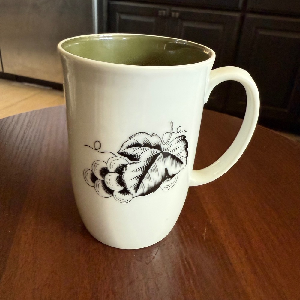 Neiman Marcus Coffee Mug, Grape Vine Design, Green Interior